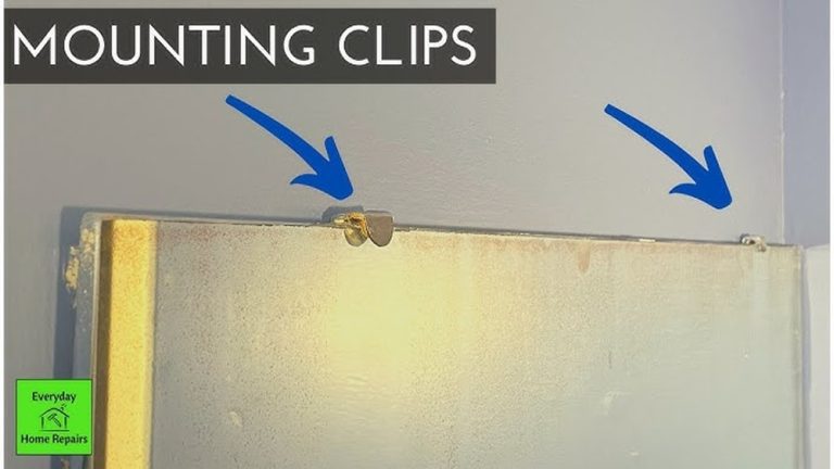 How to Mount a Wall Mirror With Clips