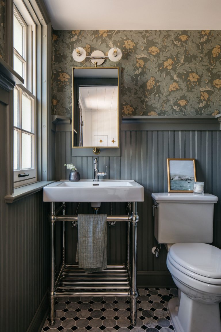 How To Sheetrock A Small Bathroom Set